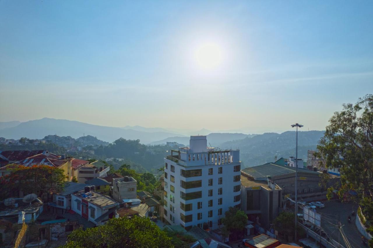 Emerald Hotel Aizawl Exterior photo